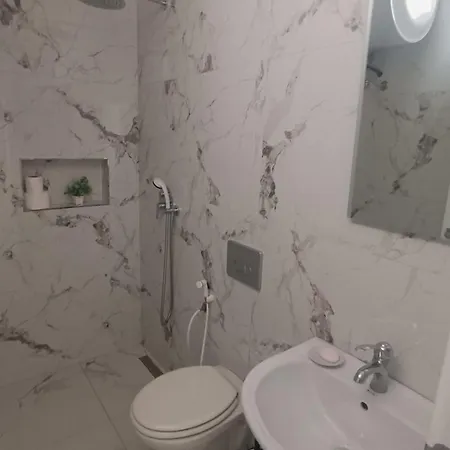 Durres Beach Rooms Motel *