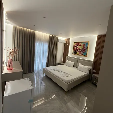 Durres Beach Rooms *