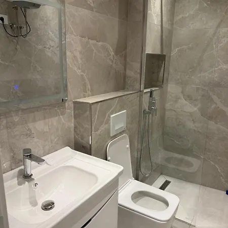 موتيل Durres Beach Rooms *